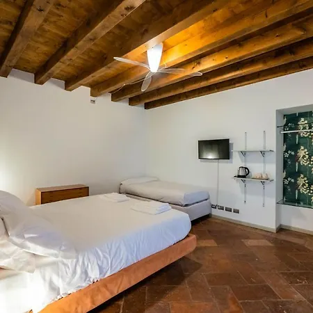 Casa Viola *