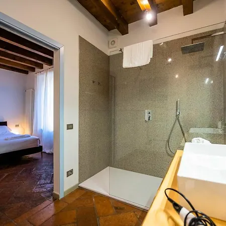Casa Viola
