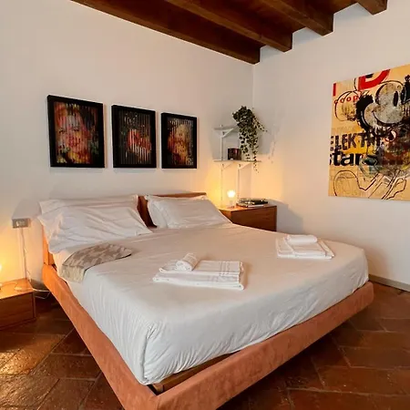 Casa Viola *