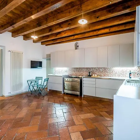 Casa Viola Apartment