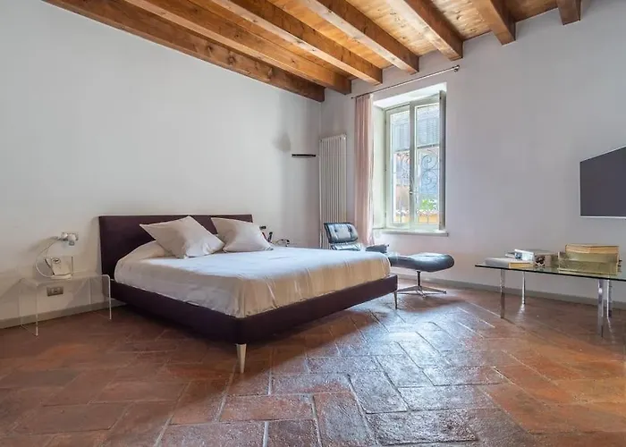 Casa Viola *