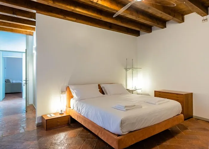 Casa Viola
