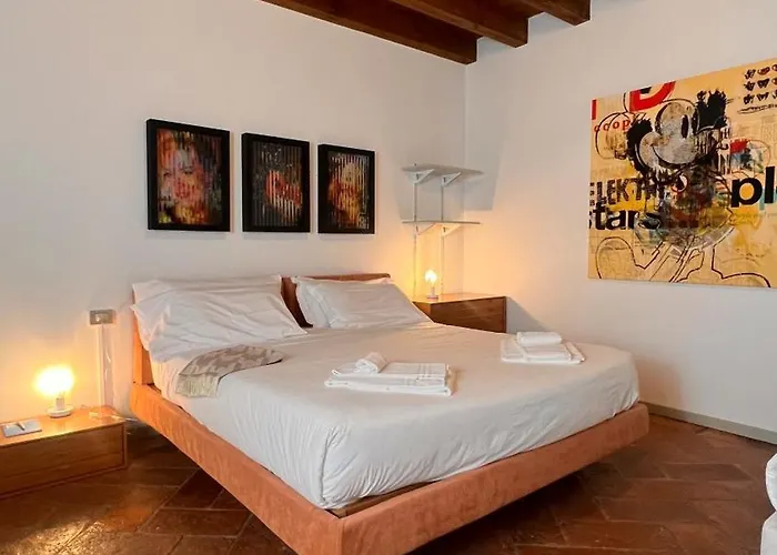 Casa Viola