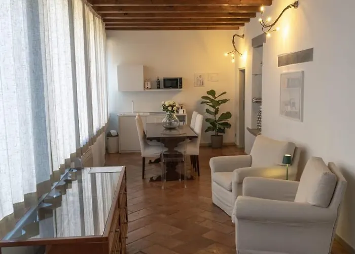 Casa Viola Apartment *