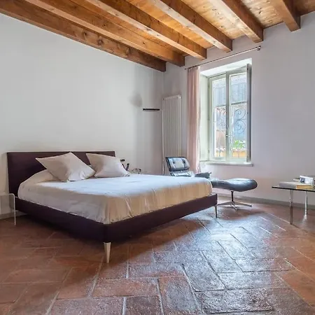 Casa Viola *